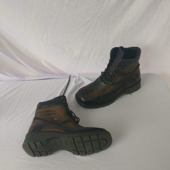 Vintage WATERPROOF LEATHER Ultra-Goretex All season Fur lined Winter Hiker boot - Picture 1 of 14